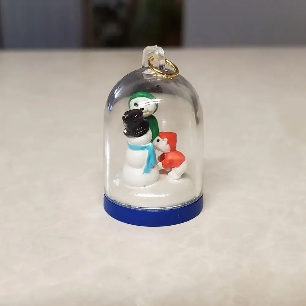 1993 & 1994 Hallmark Keepsake Ornament Collectors Series The Bearymores Mini Lot